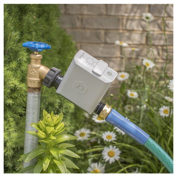 Orbit B-Hyve Bluetooth 1 Outlet Watering Timer with WiFi hub installed in home garden